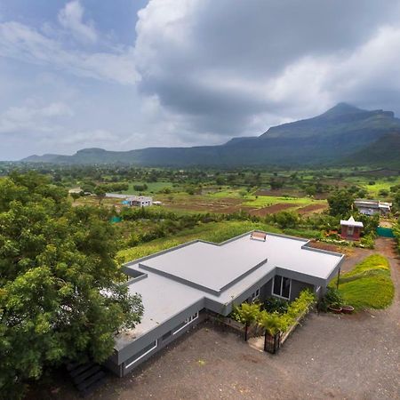 Saffronstays Serenity, Igatpuri Exterior photo